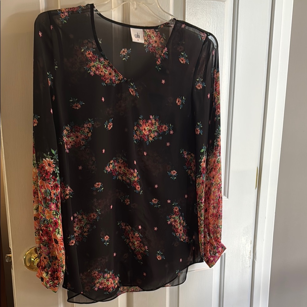 Chic Black Floral Women's Top